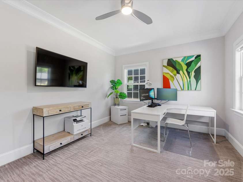 1900 Nassau Boulevard, Charlotte, NC 28205.  MLS# CAR4252946, YatesRealty ID 9868. 