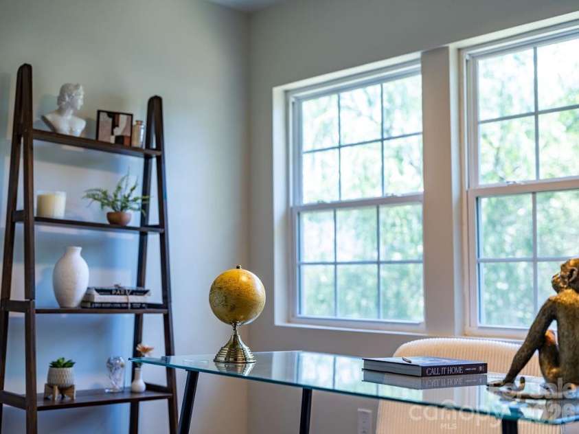 131 Woodrow Avenue, Asheville, NC 28801.  MLS# CAR4374888, YatesRealty ID 9871. 