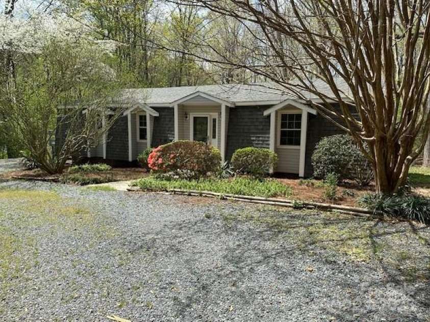 1668 Gopher Woods Road, Asheboro, NC 27205.  MLS# CAR4238511, YatesRealty ID 9872. 