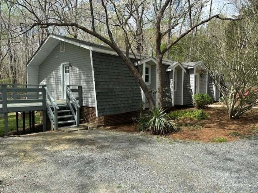 1668 Gopher Woods Road, Asheboro, NC 27205.  MLS# CAR4238511, YatesRealty ID 9872. 