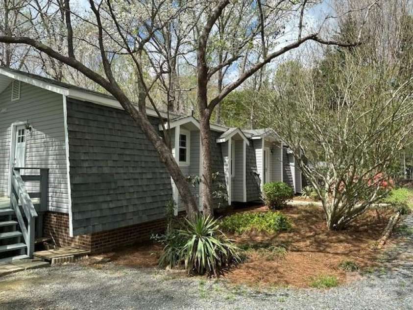 1668 Gopher Woods Road, Asheboro, NC 27205.  MLS# CAR4238511, YatesRealty ID 9872. 