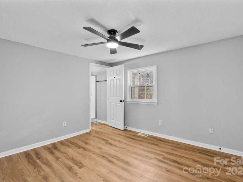 1668 Gopher Woods Road, Asheboro, NC 27205.  MLS# CAR4238511, YatesRealty ID 9872. 