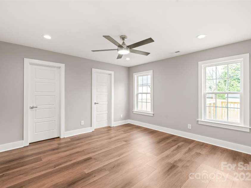 320 Evans Street, Concord, NC 28027.  MLS# CAR4249613, YatesRealty ID 9873. 