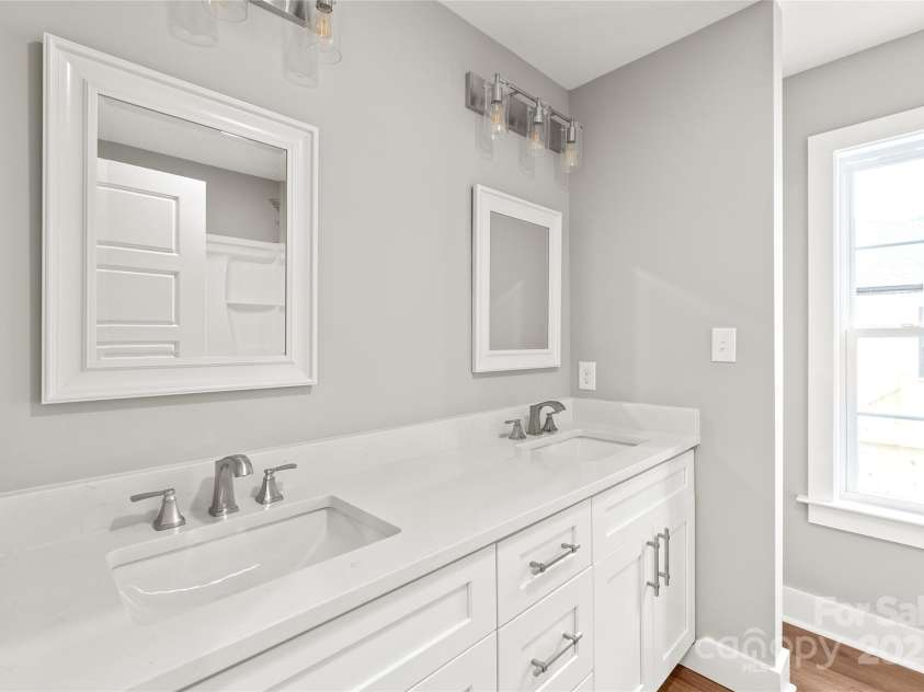 320 Evans Street, Concord, NC 28027.  MLS# CAR4249613, YatesRealty ID 9873. 