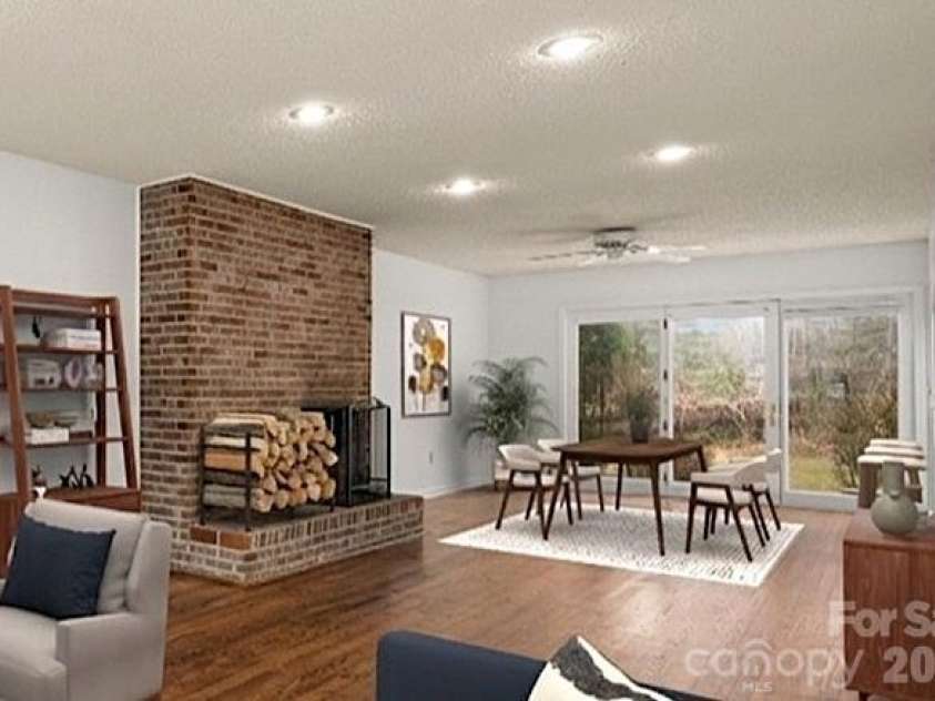 103 Pebble Creek Drive, Asheville, NC 28803.  MLS# CAR4328597, YatesRealty ID 9874. 