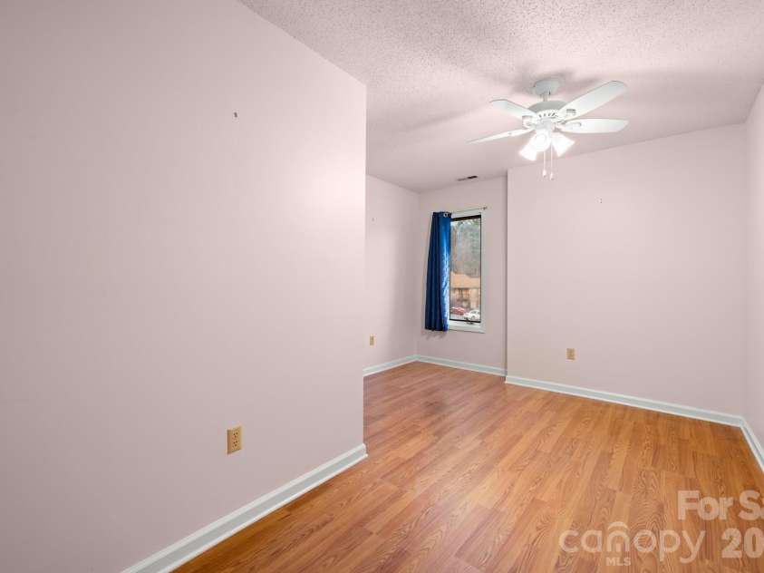 103 Pebble Creek Drive, Asheville, NC 28803.  MLS# CAR4328597, YatesRealty ID 9874. Bedroom 3