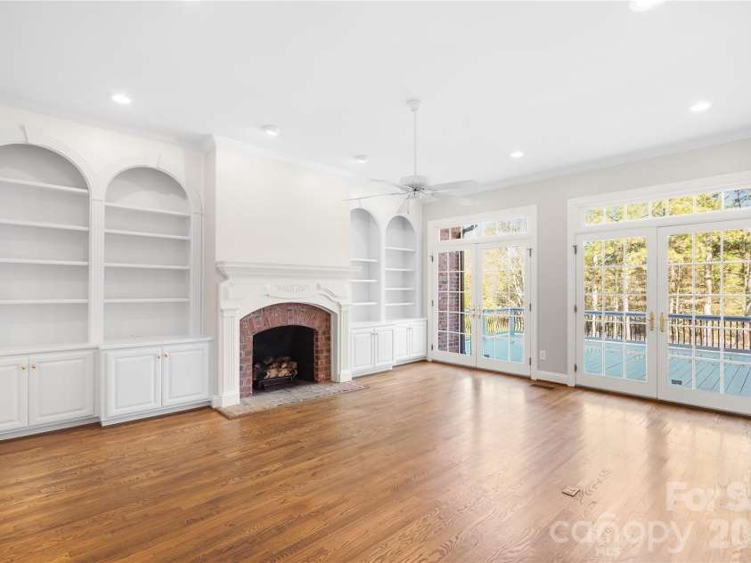 2812 Woodwind Court, Kannapolis, NC 28081.  MLS# CAR4341177, YatesRealty ID 9875. Great Room 