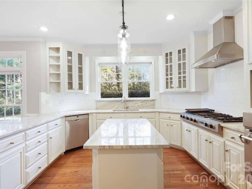 2812 Woodwind Court, Kannapolis, NC 28081.  MLS# CAR4341177, YatesRealty ID 9875. Kitchen