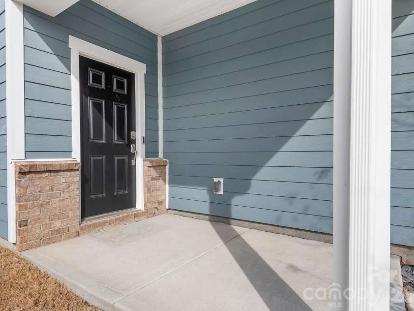 1316 Mona Vale Drive, Huntersville, NC 28078.  MLS# CAR4342109, YatesRealty ID 9876. 