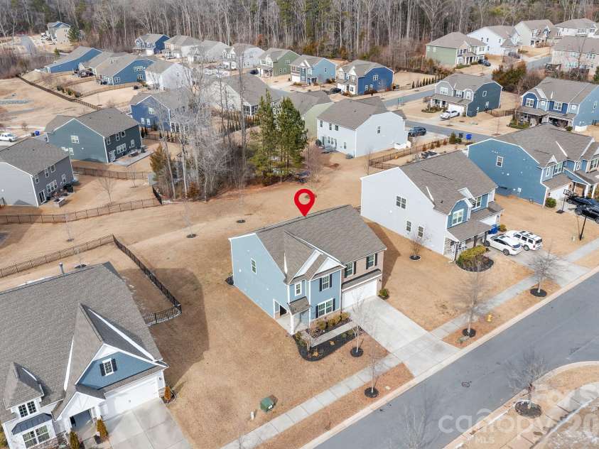 1316 Mona Vale Drive, Huntersville, NC 28078.  MLS# CAR4342109, YatesRealty ID 9876. 