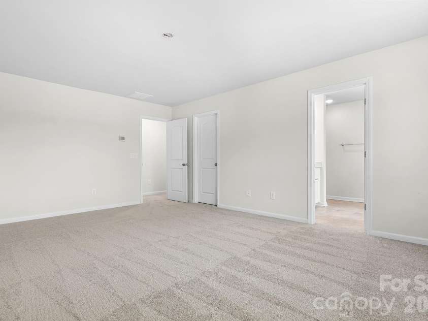 1316 Mona Vale Drive, Huntersville, NC 28078.  MLS# CAR4342109, YatesRealty ID 9876. Primary bedroom