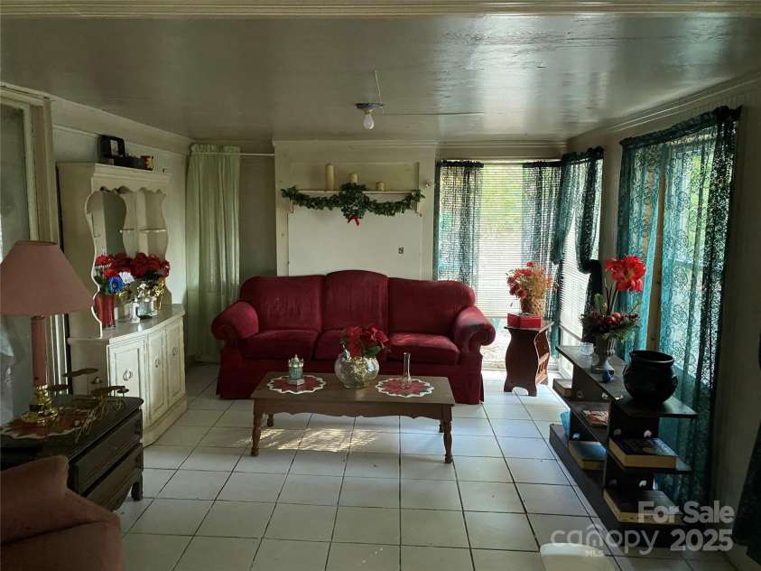 3642 Barus Pond Loop, Valdese, NC 28690.  MLS# CAR4193849, YatesRealty ID 9876. 