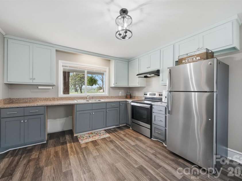 458 Legion Road, Lenoir, NC 28645.  MLS# CAR4365865, YatesRealty ID 9878. 