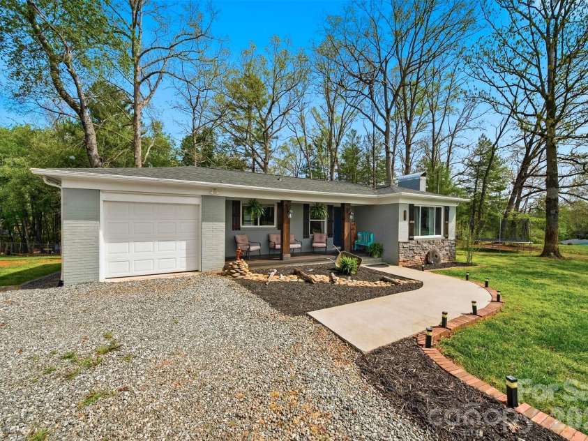 458 Legion Road, Lenoir, NC 28645.  MLS# CAR4365865, YatesRealty ID 9878. 