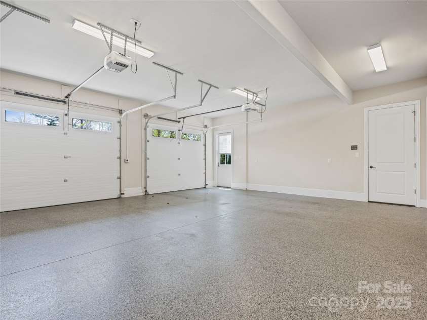 5 Cleftridge Court, Asheville, NC 28803.  MLS# CAR4244446, YatesRealty ID 9879. 