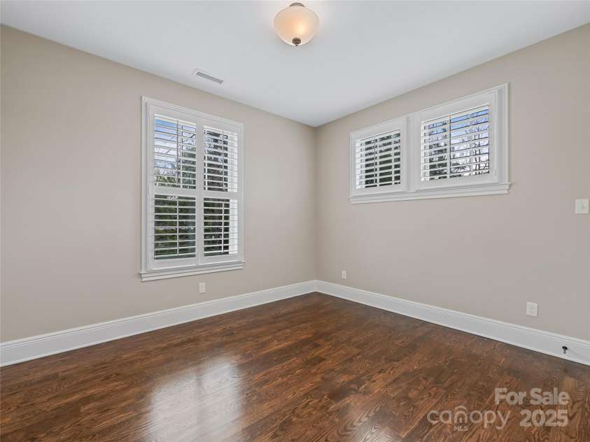 5 Cleftridge Court, Asheville, NC 28803.  MLS# CAR4244446, YatesRealty ID 9879. 