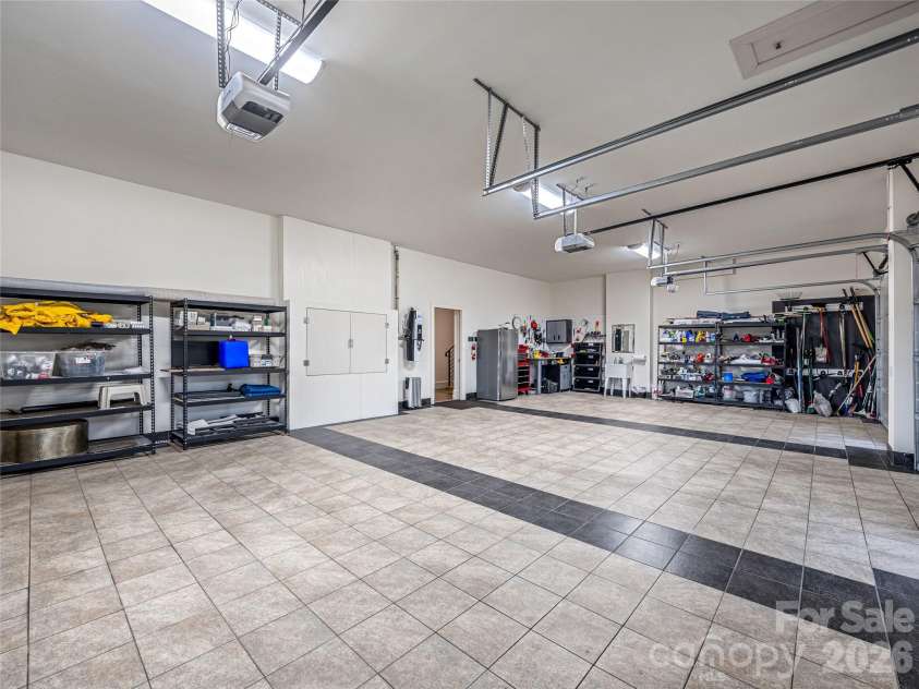 95 Horizon Hill Road, Asheville, NC 28804.  MLS# CAR4319881, YatesRealty ID 988. 