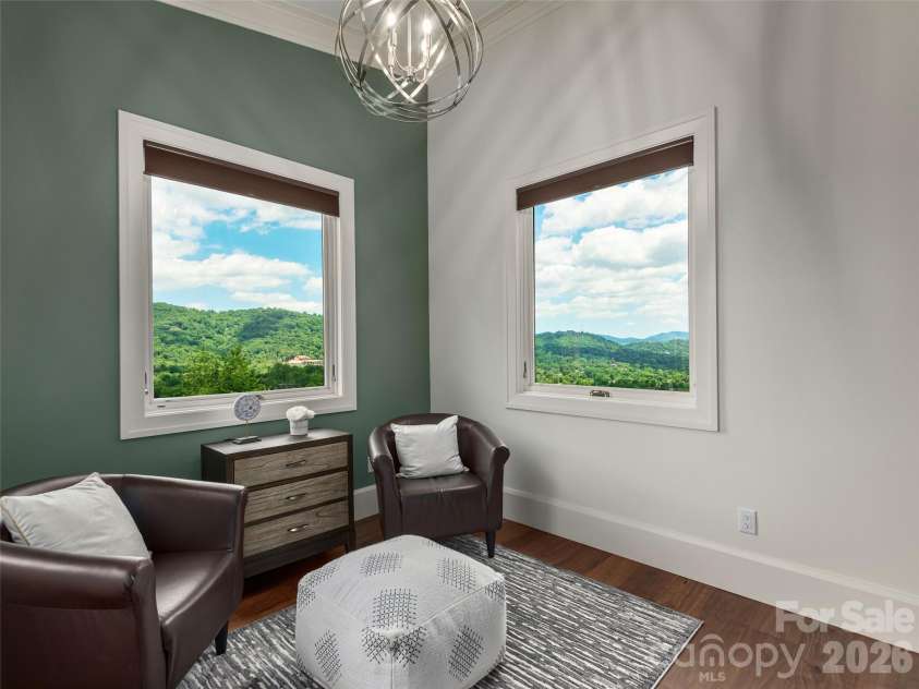95 Horizon Hill Road, Asheville, NC 28804.  MLS# CAR4392432, YatesRealty ID 988. 