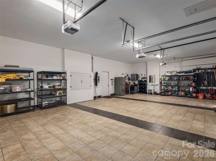 95 Horizon Hill Road, Asheville, NC 28804.  MLS# CAR4392432, YatesRealty ID 988. 