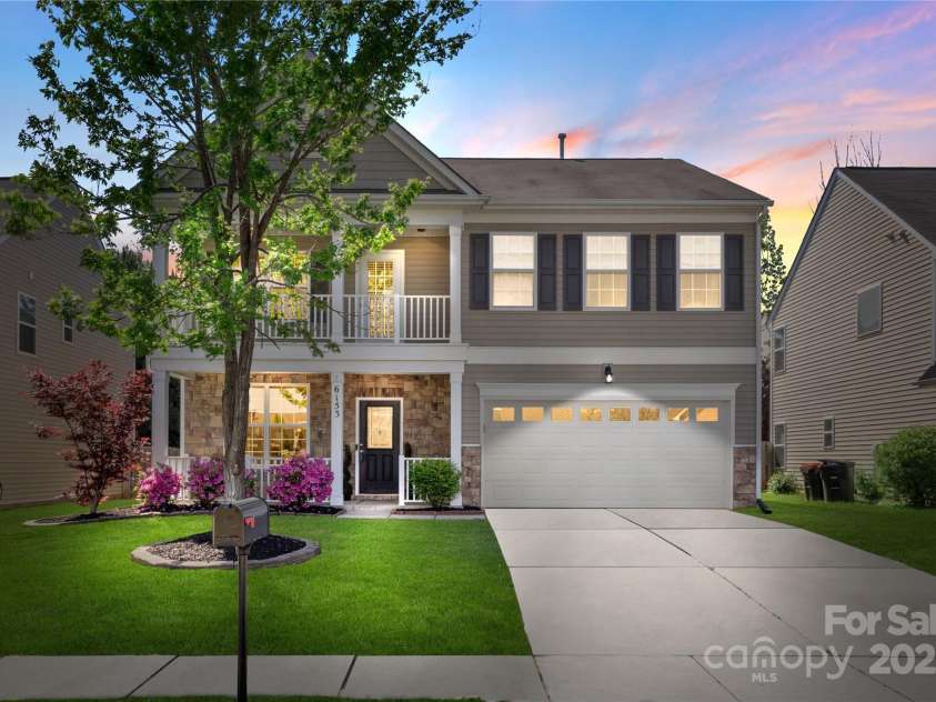 6153 Kilchurn Drive, Fort Mill, SC 29707.  MLS# CAR4247509, YatesRealty ID 9880. 
