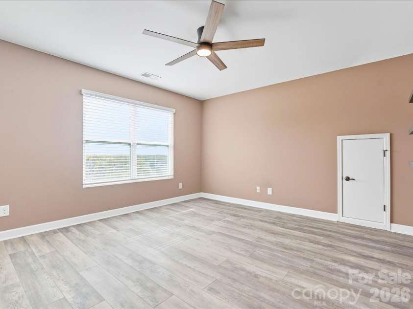 7196 Dove Field Lane, Fort Mill, SC 29707.  MLS# CAR4367643, YatesRealty ID 9882. 