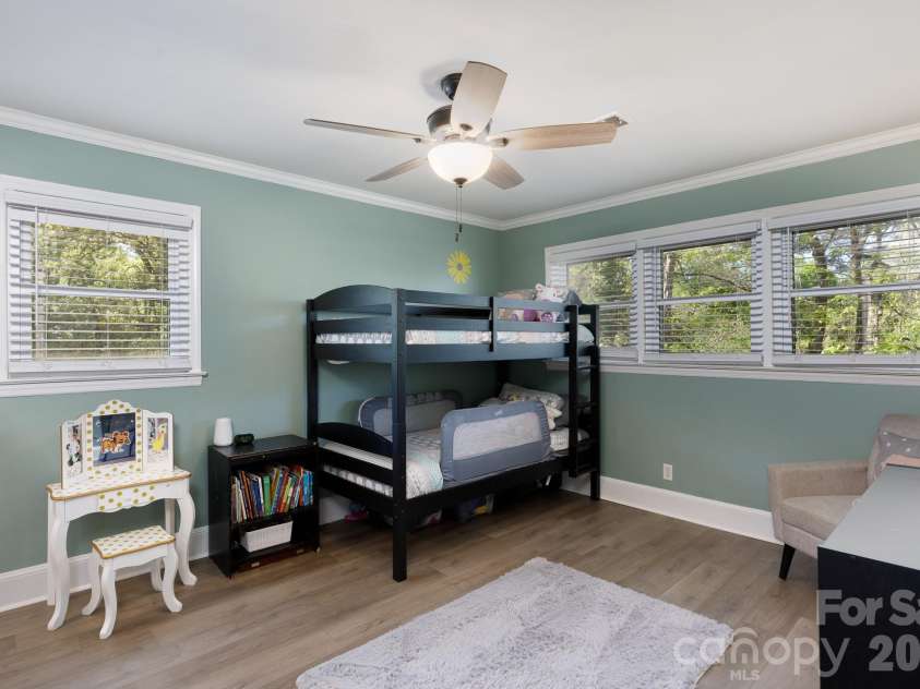 122 Crestwood Drive, Chester, SC 29706.  MLS# CAR4367764, YatesRealty ID 9883. 