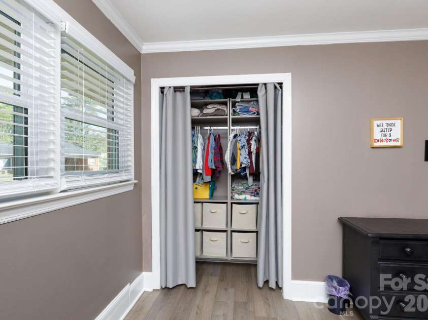 122 Crestwood Drive, Chester, SC 29706.  MLS# CAR4367764, YatesRealty ID 9883. 