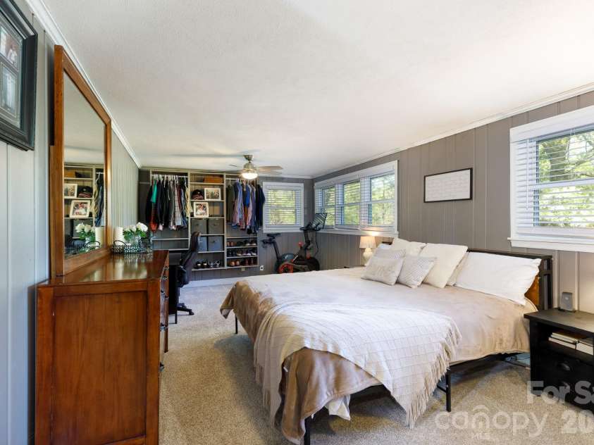 122 Crestwood Drive, Chester, SC 29706.  MLS# CAR4367764, YatesRealty ID 9883. 