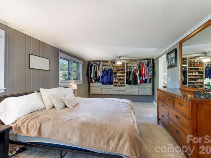 122 Crestwood Drive, Chester, SC 29706.  MLS# CAR4367764, YatesRealty ID 9883. 