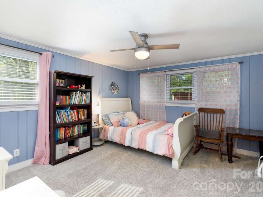 122 Crestwood Drive, Chester, SC 29706.  MLS# CAR4367764, YatesRealty ID 9883. 