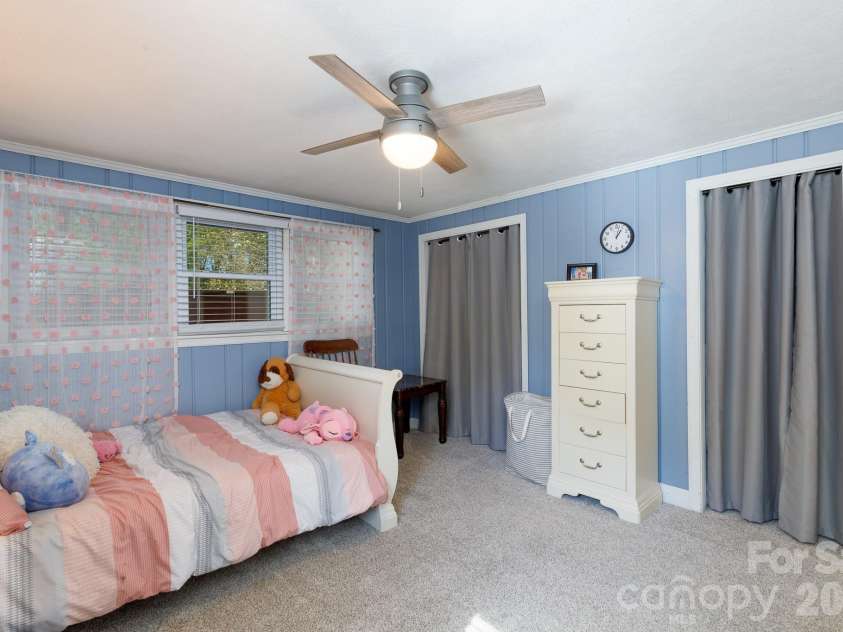 122 Crestwood Drive, Chester, SC 29706.  MLS# CAR4367764, YatesRealty ID 9883. 