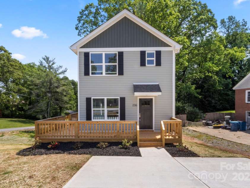 236 Elizabeth Avenue, Forest City, NC 28043.  MLS# CAR4252313, YatesRealty ID 9883. 236 Elizabeth Ave, Forest City, NC