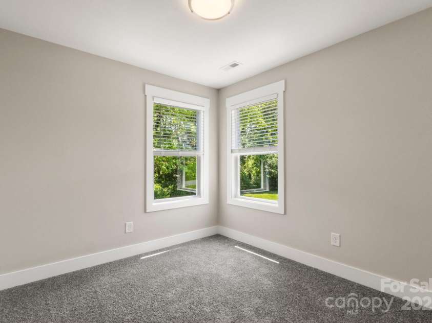 236 Elizabeth Avenue, Forest City, NC 28043.  MLS# CAR4252313, YatesRealty ID 9883. Bed 2