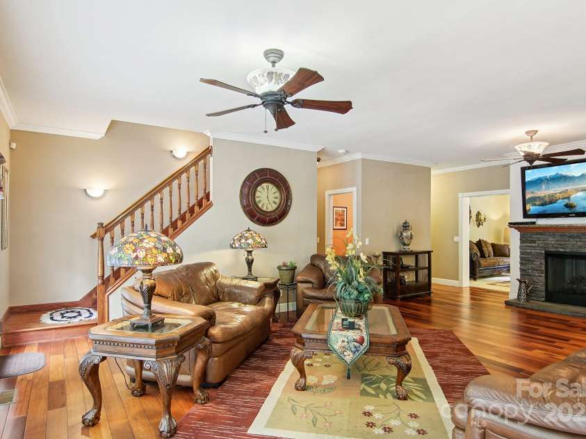 165 Sequoyah Drive, Waynesville, NC 28785.  MLS# CAR4249875, YatesRealty ID 9884. A beautifully maintained home with modern upgrades, ready to welcome its new owners