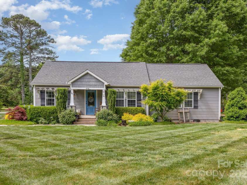 878 Cold Springs Road, Concord, NC 28025.  MLS# CAR4250717, YatesRealty ID 9885. 