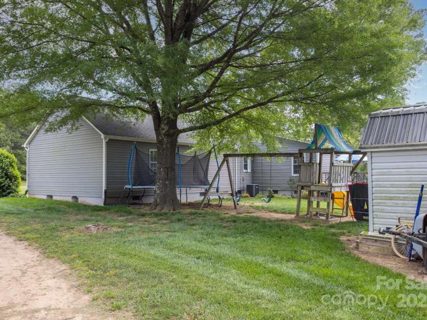 878 Cold Springs Road, Concord, NC 28025.  MLS# CAR4250717, YatesRealty ID 9885. 