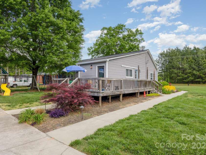 878 Cold Springs Road, Concord, NC 28025.  MLS# CAR4250717, YatesRealty ID 9885. 