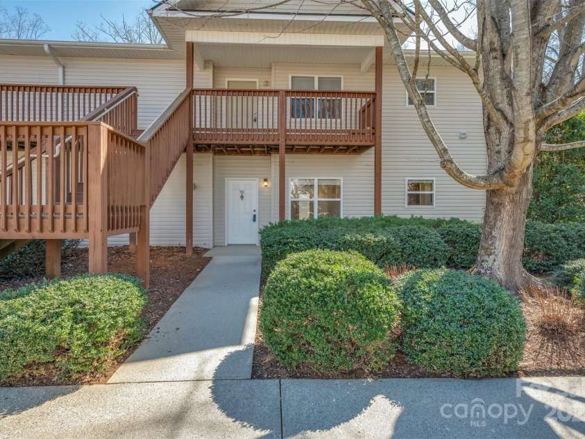 701 Olde Covington Way, Arden, NC 28704.  MLS# CAR4229014, YatesRealty ID 9887. 