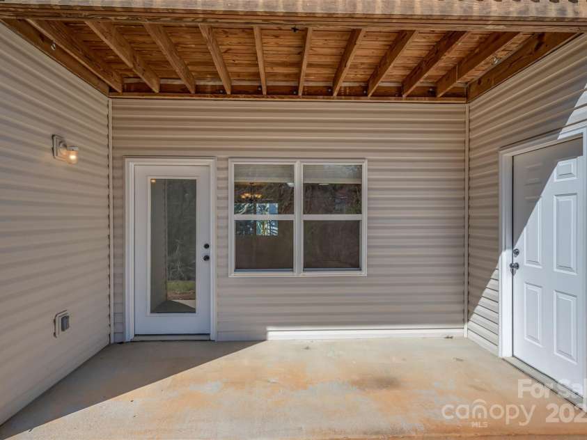701 Olde Covington Way, Arden, NC 28704.  MLS# CAR4229014, YatesRealty ID 9887. 
