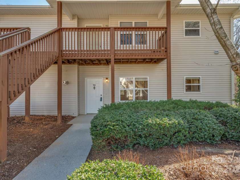 701 Olde Covington Way, Arden, NC 28704.  MLS# CAR4229014, YatesRealty ID 9887. 