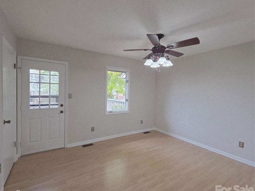 326 Patton Drive, Shelby, NC 28150.  MLS# CAR4365918, YatesRealty ID 9889. Primary Bedroom
