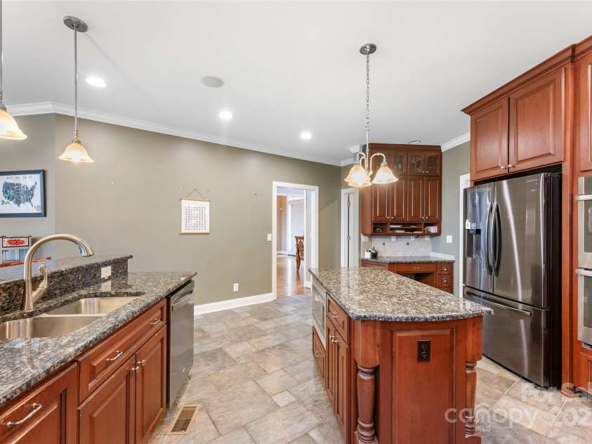 103 Caddies Court, Shelby, NC 28150.  MLS# CAR4223975, YatesRealty ID 989. 