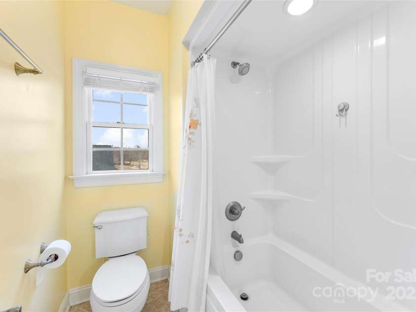 103 Caddies Court, Shelby, NC 28150.  MLS# CAR4223975, YatesRealty ID 989. 