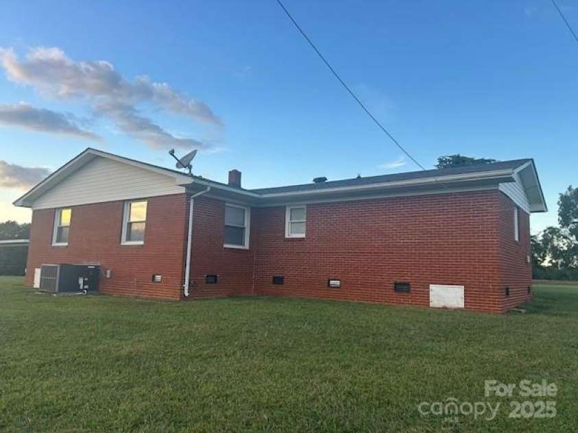 3606 Camden Road, Marshville, NC 28103.  MLS# CAR4310204, YatesRealty ID 989. 