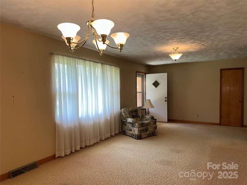 625 Teddar Road, Mount Gilead, NC 27306.  MLS# CAR4292862, YatesRealty ID 9890. 