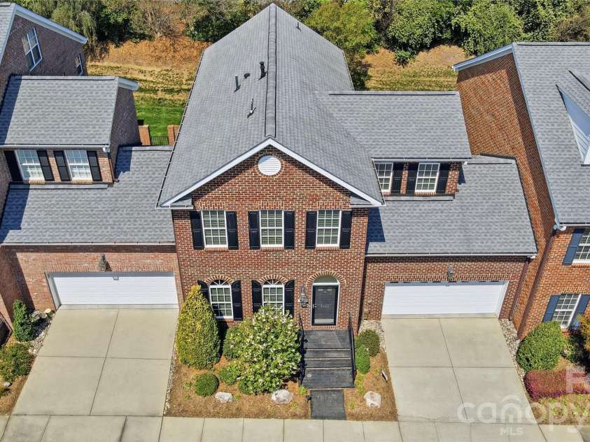 9423 Bonnie Briar Circle, Charlotte, NC 28277.  MLS# CAR4364246, YatesRealty ID 9891. 