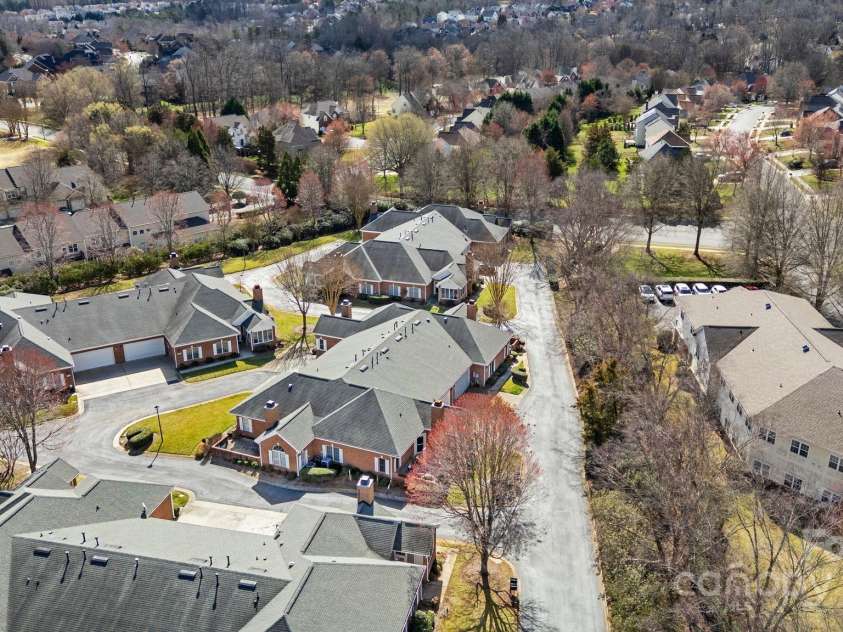 8328 Highland Glen Drive, Charlotte, NC 28269.  MLS# CAR4230857, YatesRealty ID 9892. 