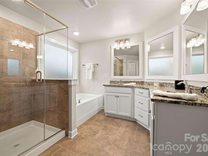 11916 Westbranch Parkway, Davidson, NC 28036.  MLS# CAR4360984, YatesRealty ID 9893. 