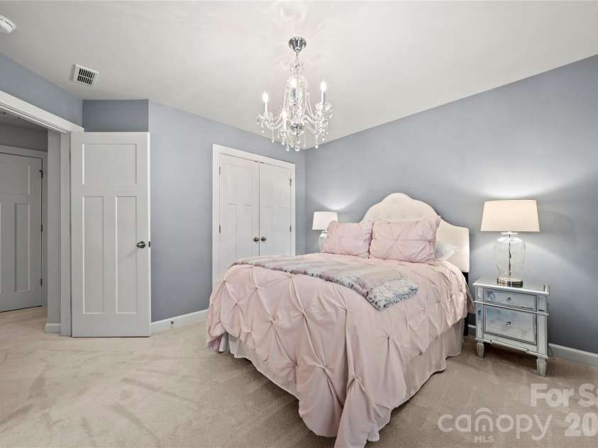 11916 Westbranch Parkway, Davidson, NC 28036.  MLS# CAR4360984, YatesRealty ID 9893. 
