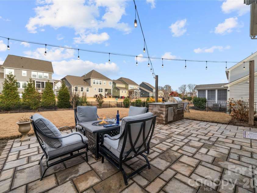 11916 Westbranch Parkway, Davidson, NC 28036.  MLS# CAR4360984, YatesRealty ID 9893. 